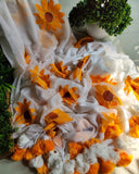 Elegant Linen Saree with Sunflower Print and Tassel Border – Lightweight Summer Wear