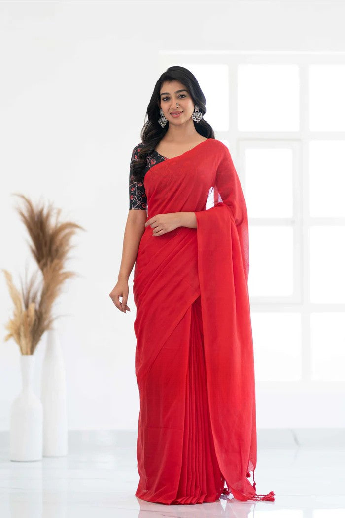 Red Khadi Cotton Saree With Black Printed Blouse