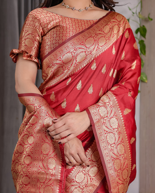 Red Pure Kanjivaram Silk Saree with Gold Zari Weaving & Contrast Blouse | 5.5m Saree + 0.8m Blouse