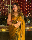 Gleaming Simri Golden Silk Saree – Shine Like a Star